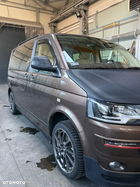 Volkswagen Multivan - 2