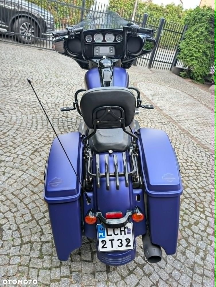 Harley-Davidson Touring Street Glide - 10