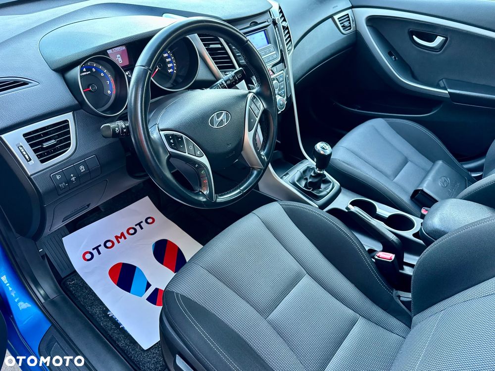 Hyundai i30 blue 1.6 GDI YES Gold - 8