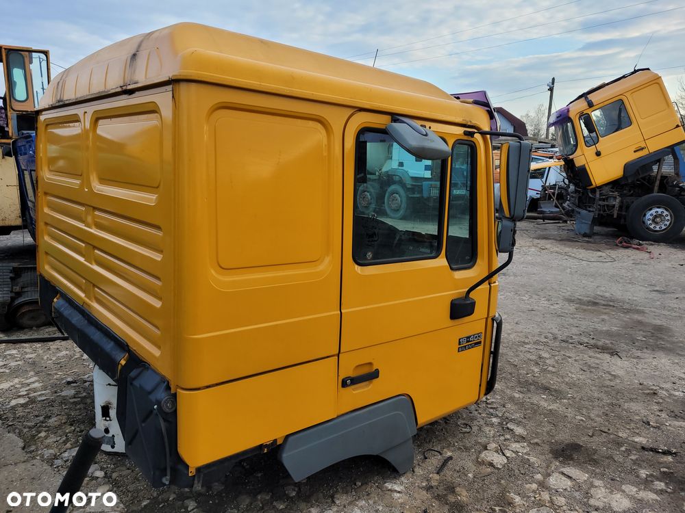 Kabina Man F2000 szeroka sypialna kompletna - 3