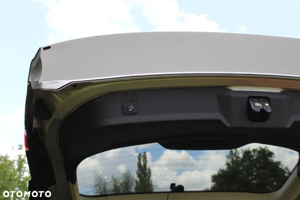 Ford Kuga 2.0 TDCi 4x4 Titanium - 15