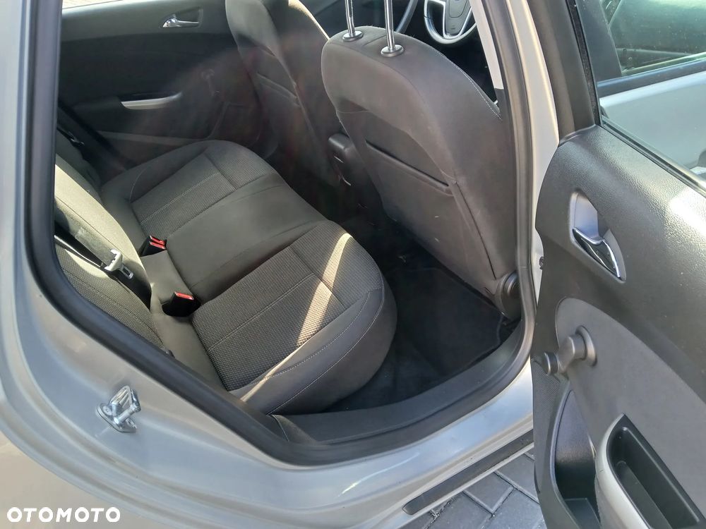 Opel Astra 1.4 ecoFLEX - 18