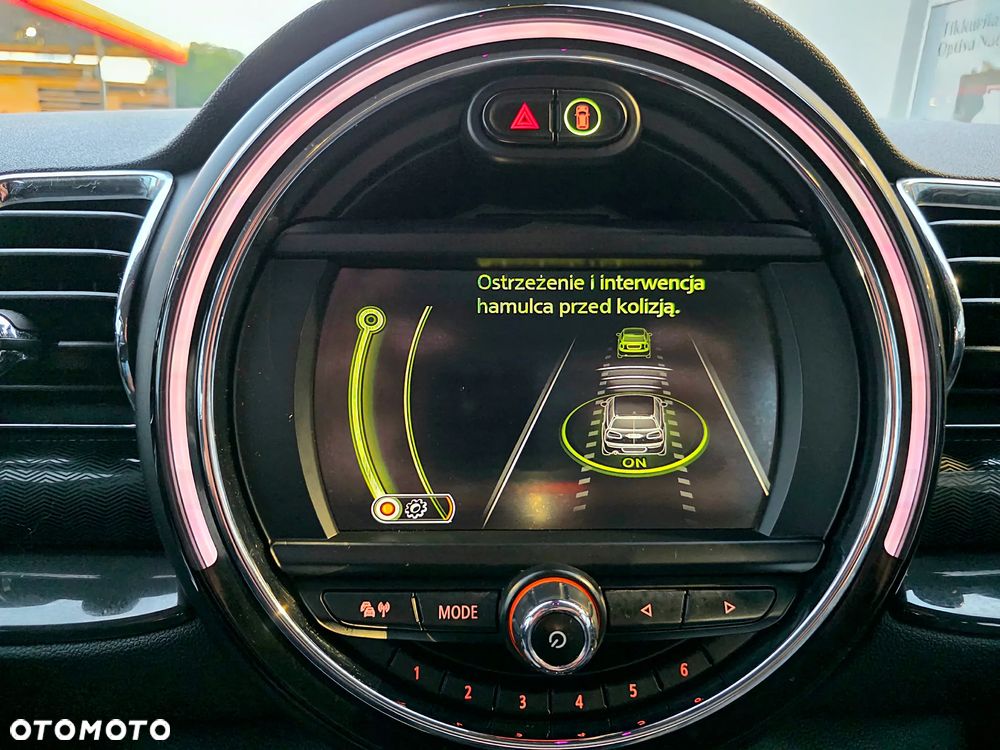 MINI Clubman Cooper Essential Trim - 16