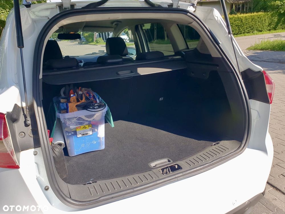 Ford Kuga 2.0 TDCi 2x4 Champions Edition - 11