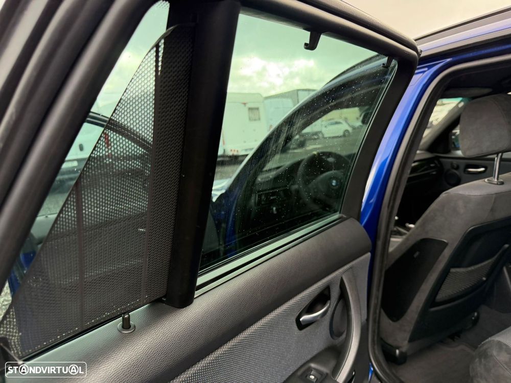 BMW 318 d Touring Pack M - 22