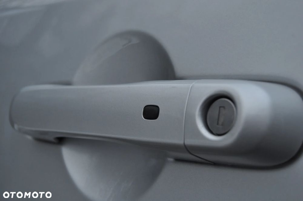 Jeep Renegade 1.4 MultiAir DSG Longitude - 23