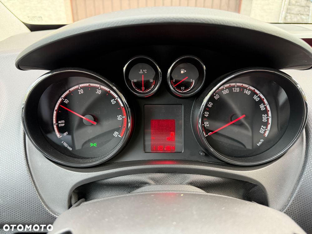 Opel Meriva 1.6 CDTI Essentia S&S - 13