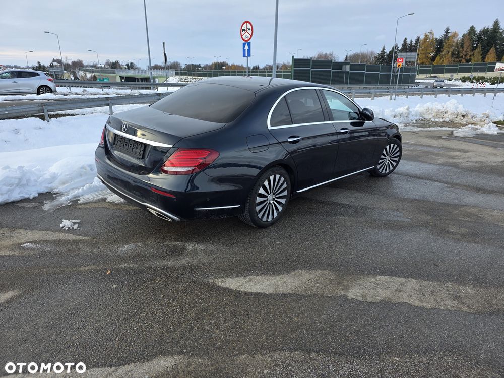 Mercedes-Benz Klasa E 200 9G-TRONIC - 6