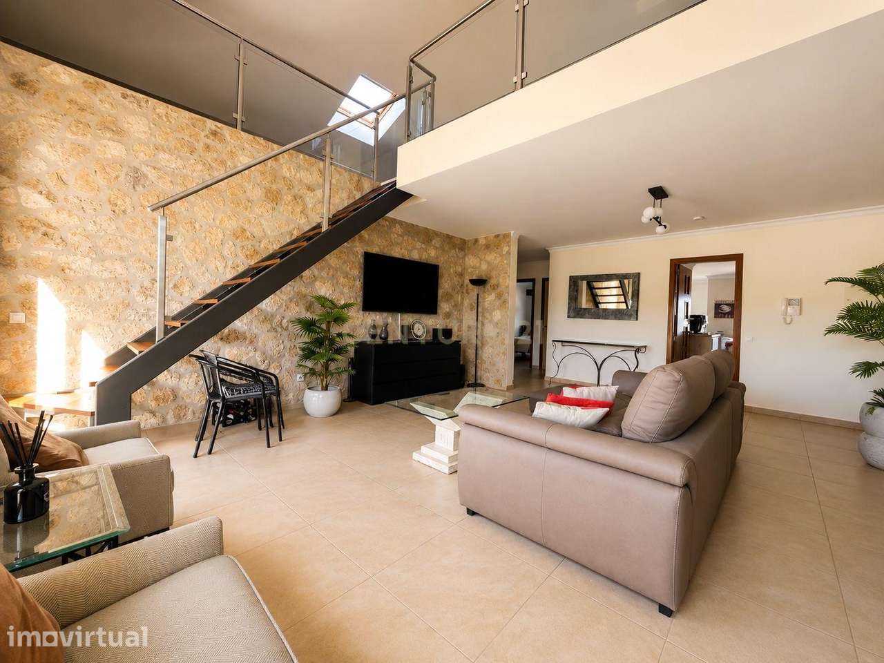 Moderno Apartamento T2+1 com Vistas Deslumbrantes  em Quelfes, Olhão - Grande imagem: 3/23