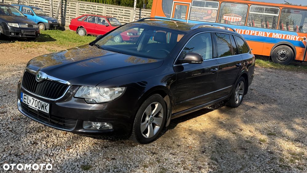 Skoda Superb 1.6 TDI Ambition Greenline - 8