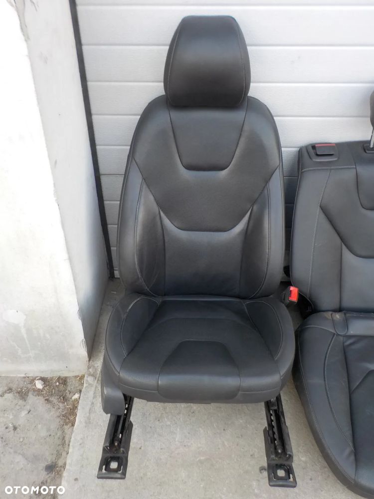 FORD MONDEO MK5 FOTELE GRZANE PODŁOKIETNIK KANAPA SKÓRA BOCZKI - 2