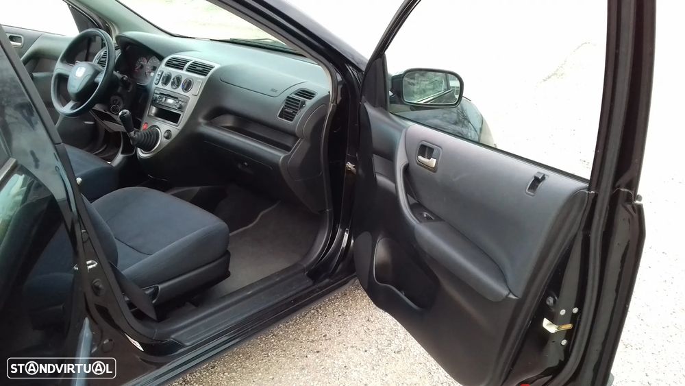 Honda Civic 1.4 LS - 4