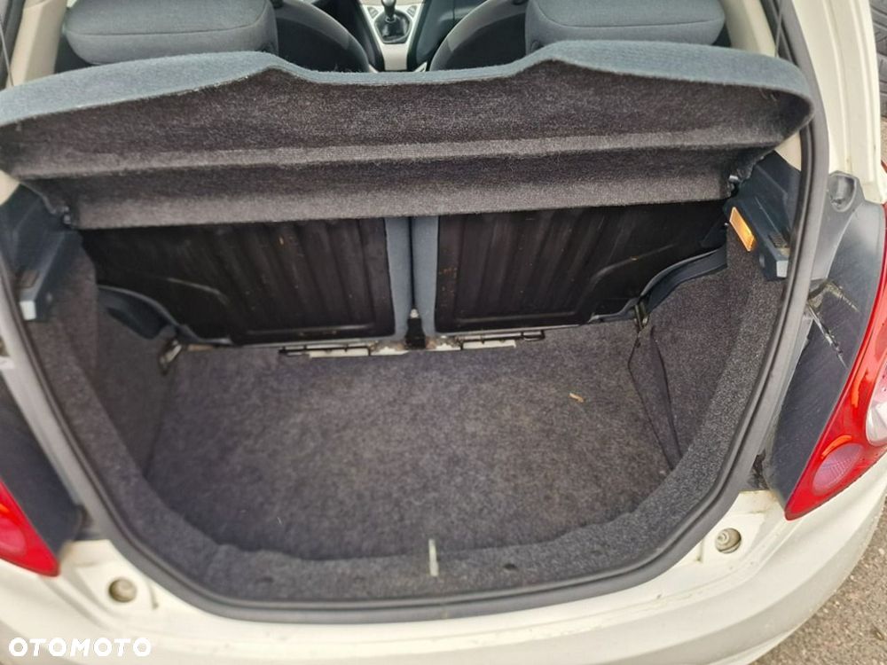 Ford KA - 24