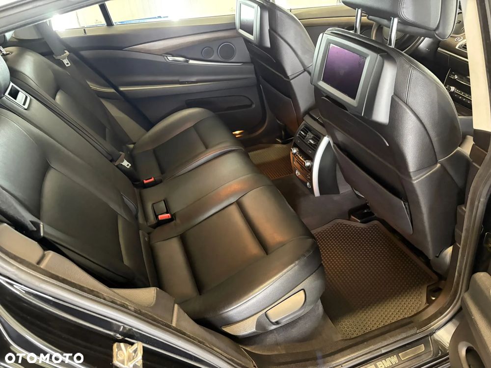 BMW Seria 5 535d Sport-Aut - 12