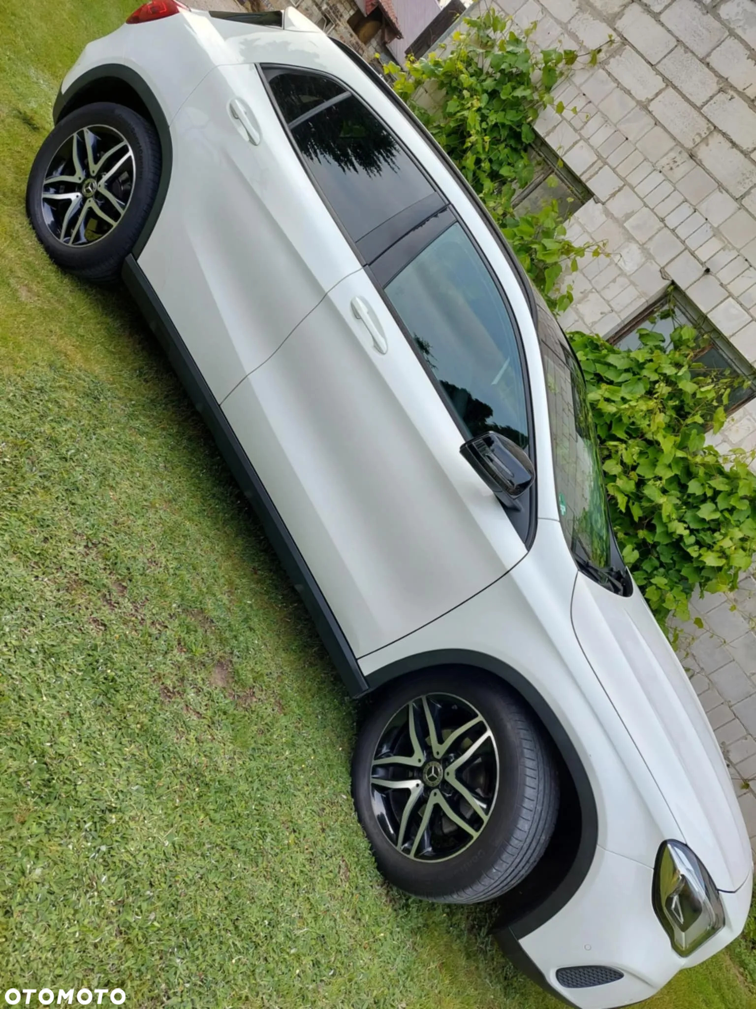 Mercedes-Benz GLA 180 - 3