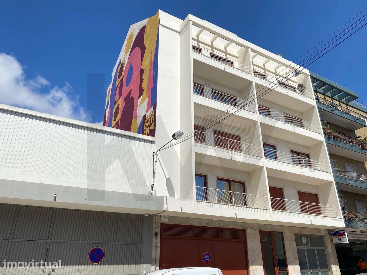 T2 de Design Contemporâneo | Terraço Privativo | Garagem | Beato - Grande imagem: 2/42