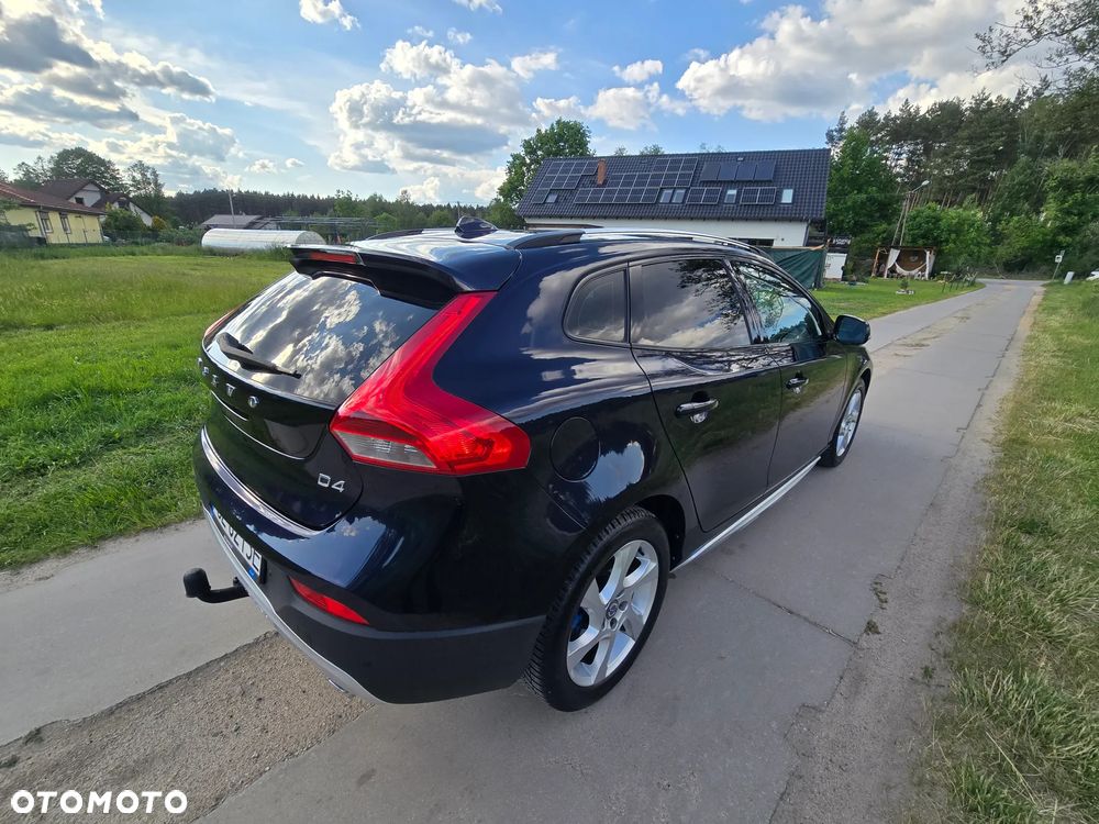 Volvo V40 D4 Geartronic Summum - 8