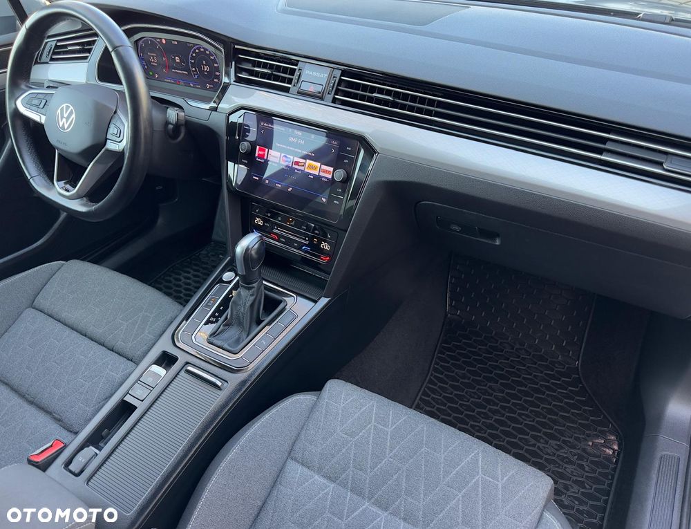 Volkswagen Passat Variant 2.0 TDI Business DSG - 17