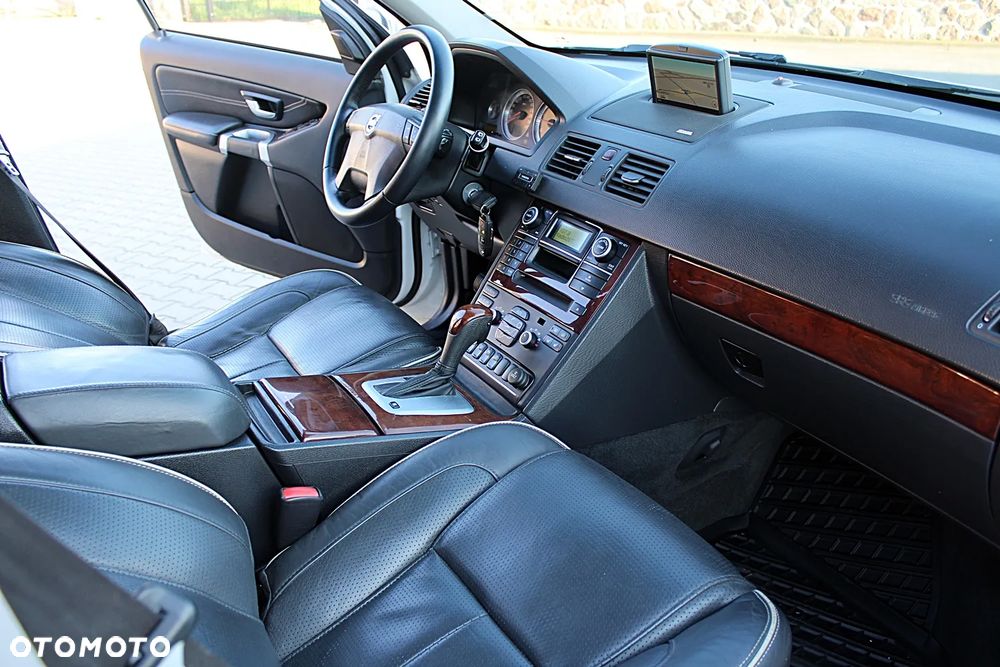 Volvo XC 90 D5 Executive - 29
