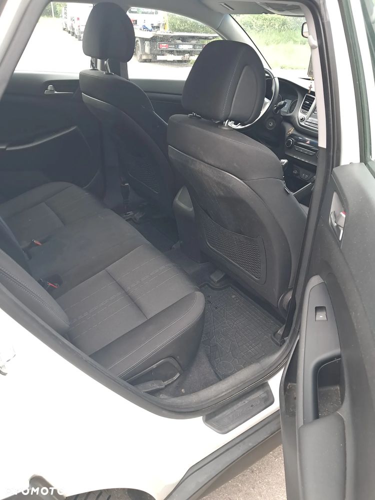 Hyundai Tucson - 4