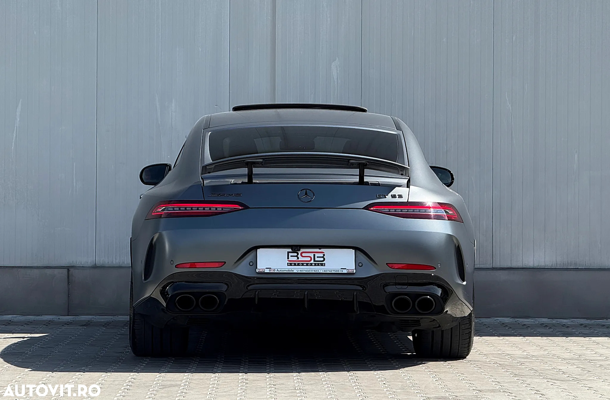 Mercedes-Benz AMG - 5