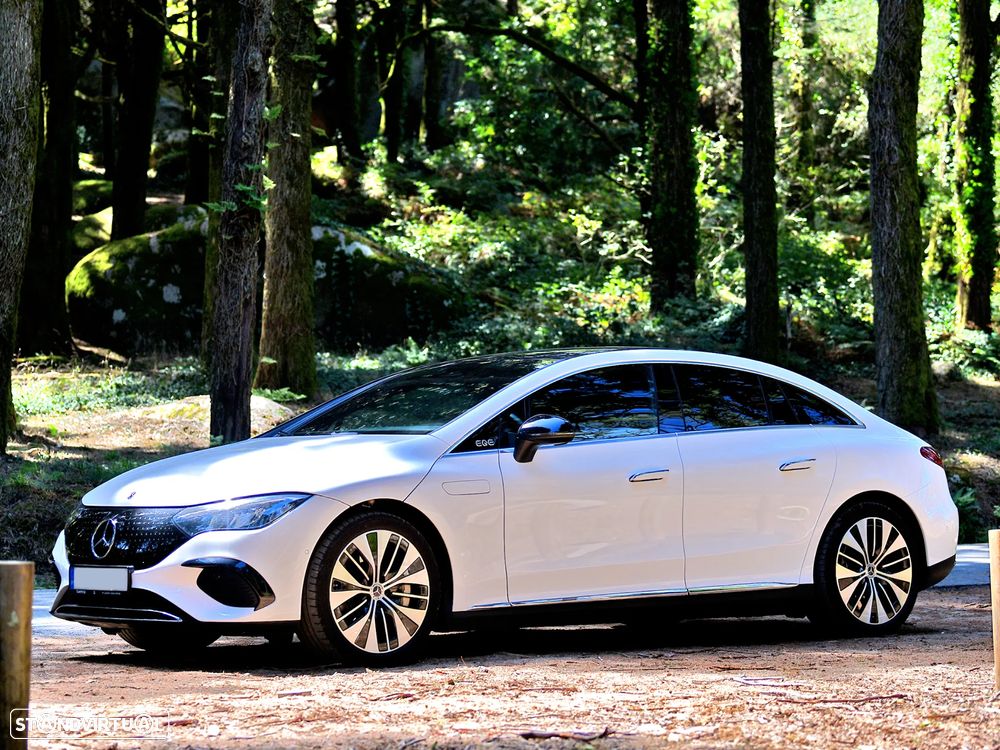 Mercedes-Benz EQE - 3