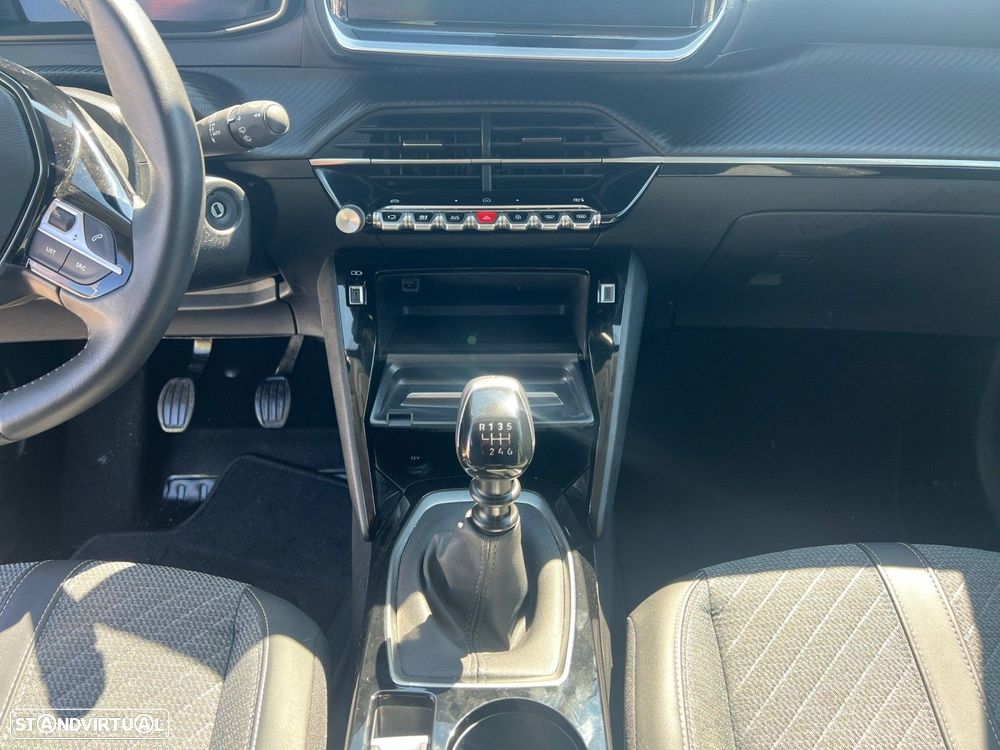 Peugeot 208 1.2 PureTech Allure - 11
