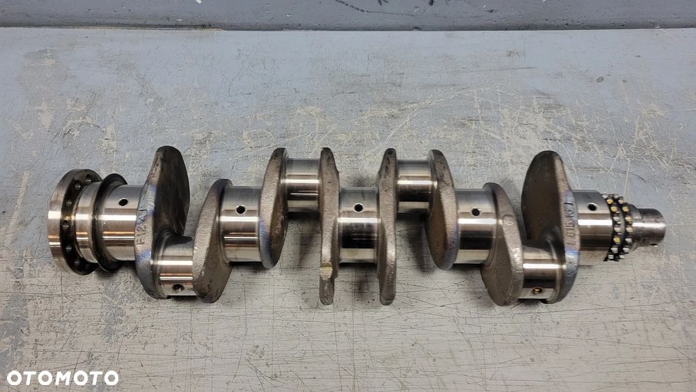 Wał Korbowy Mercedes W123 2.0D