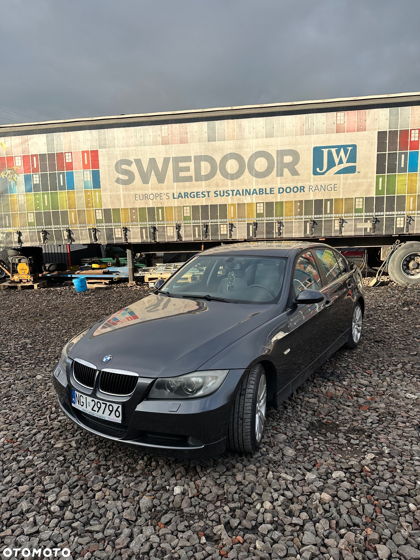 BMW Seria 3 318i - 3