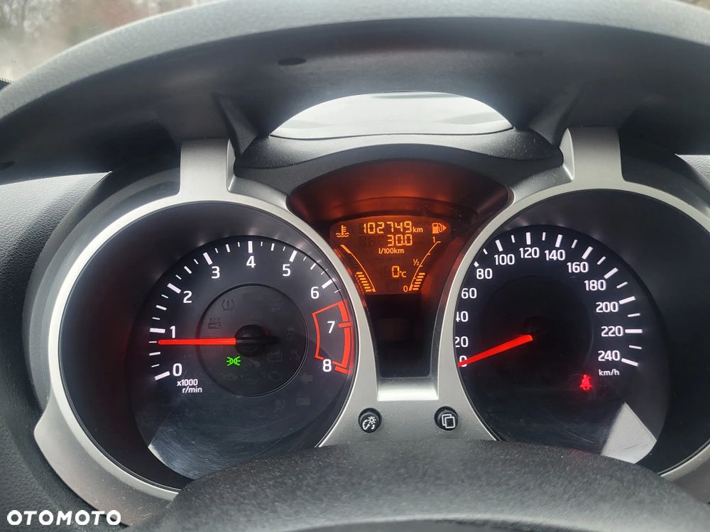 Nissan Juke - 38