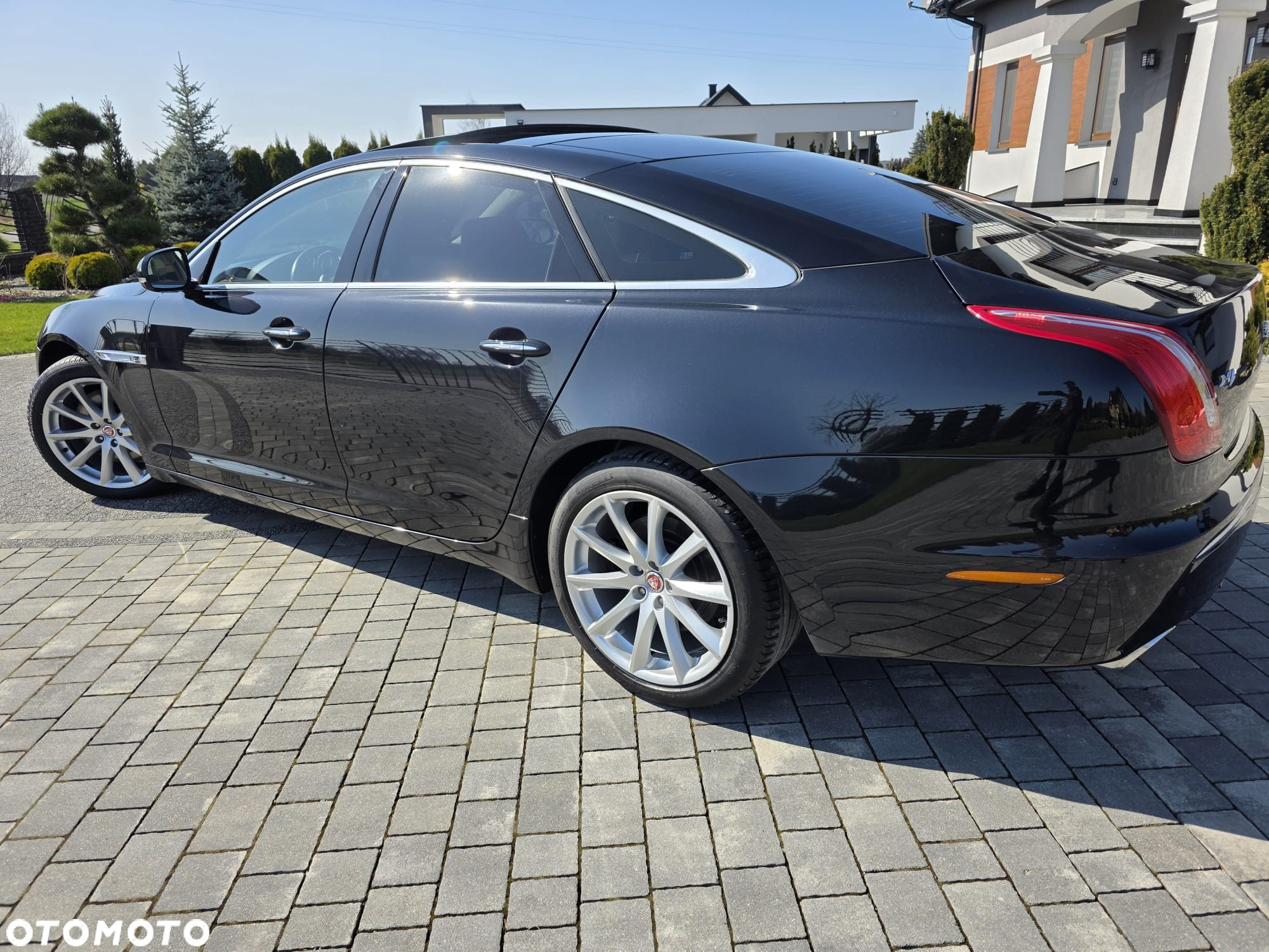 Jaguar XJ 3.0 D V6 Portfolio - 11