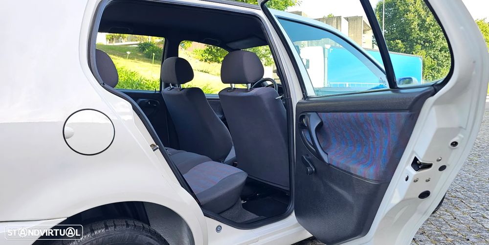VW Polo - 24