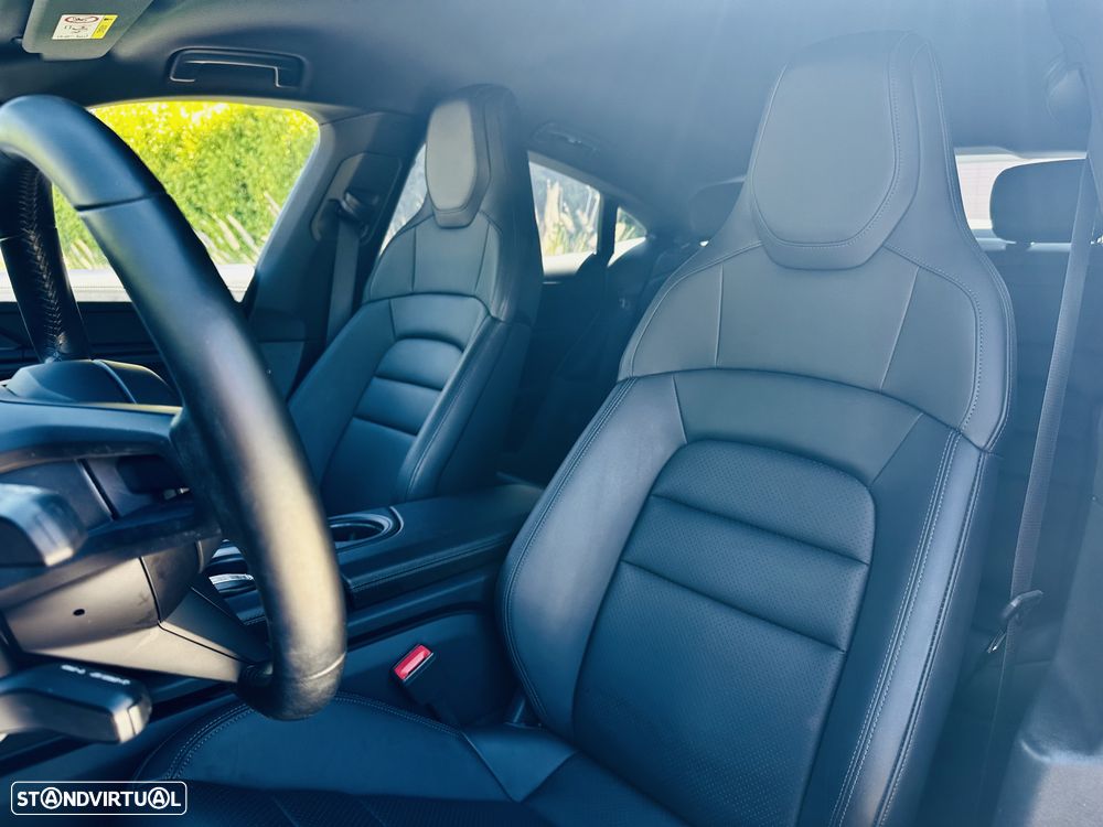 Porsche Taycan Standard - 19
