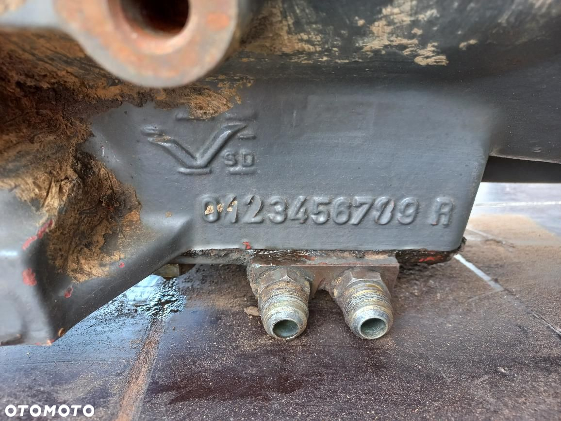 Części Renault Ares 640rz Claas 620,630,640 kosz rewersu,synchronizator,przesówka,koło zębate,wałek,widełki,obudowa,z46,z41,z37,z28,z33,z15,z27Częsci - 12