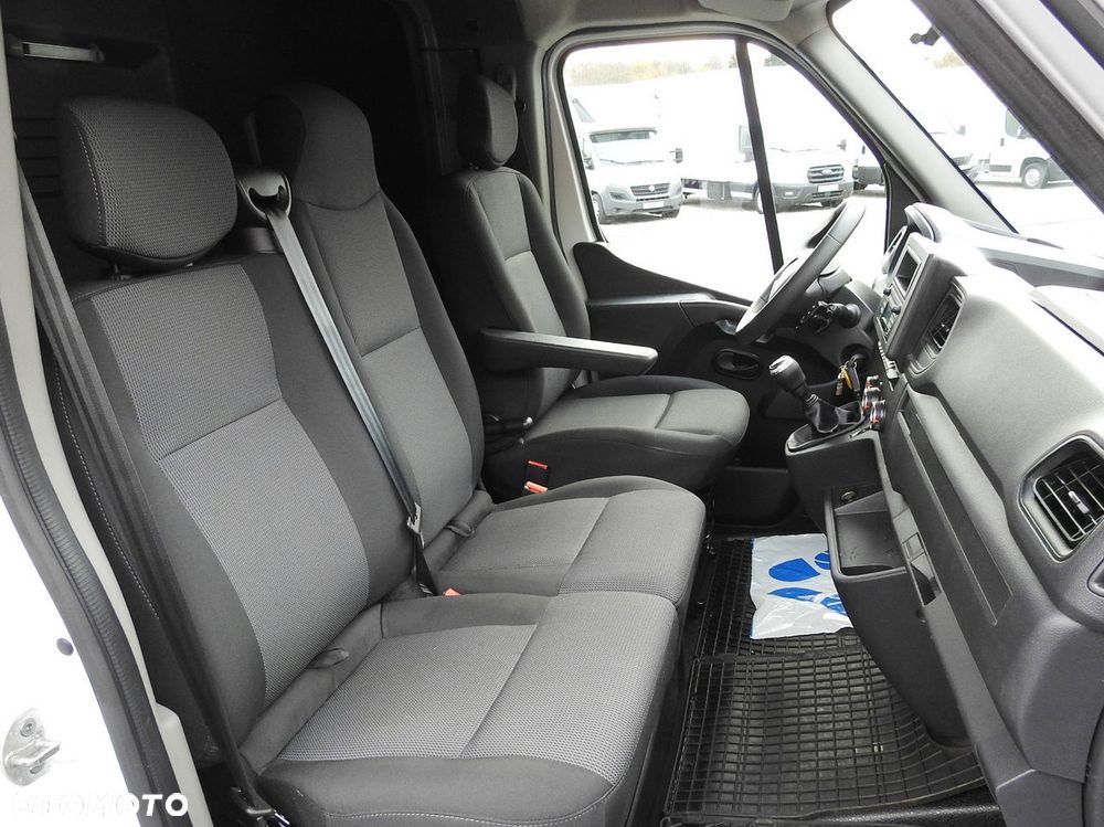 Renault MASTER PLANDEKA 10 PALET WEBASTO TEMPOMAT KLIMATYZACJA LEDY PNEUMATYKA  165KM - 38