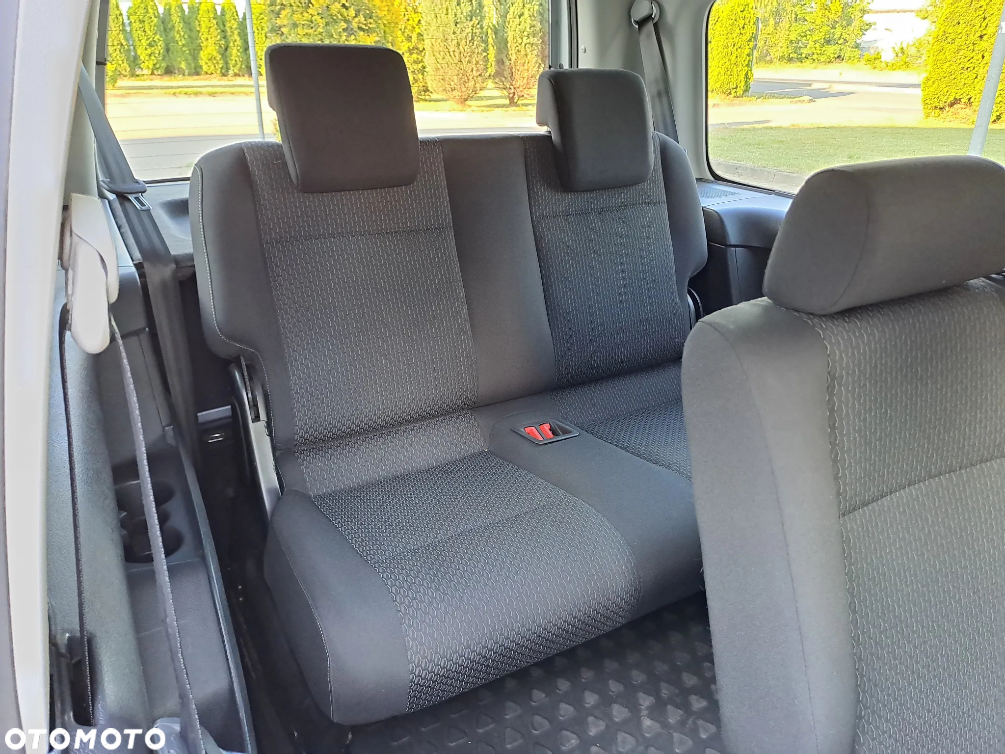 Volkswagen Caddy Maxi 2.0 TDI Comfortline - 20