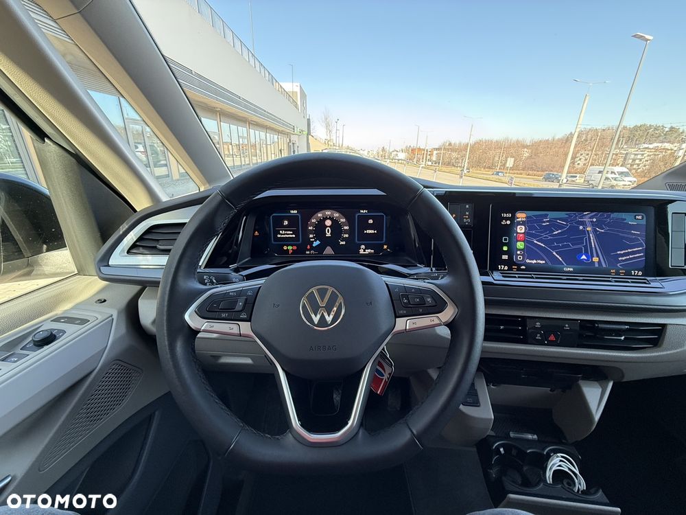 Volkswagen Multivan - 18