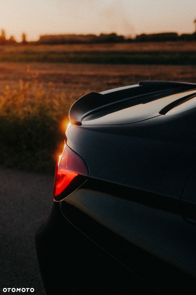 BMW Seria 3 340i Edition M Sport Shadow - 38