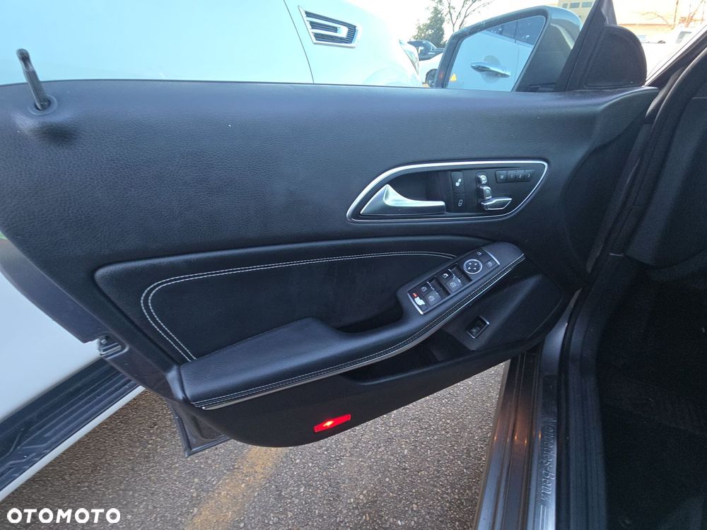 Mercedes-Benz CLA - 17