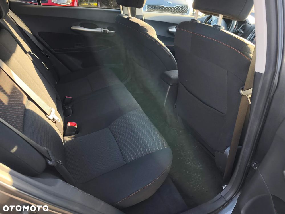 Toyota Auris 1.6 Club - 15