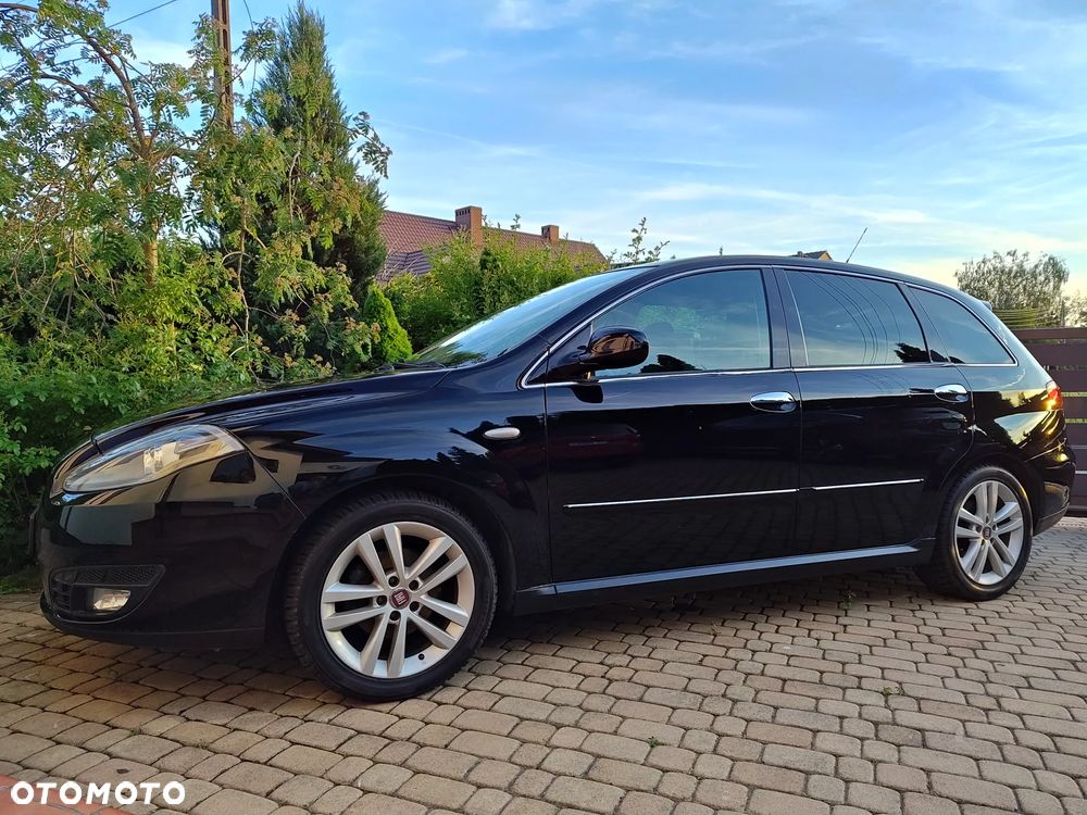Fiat Croma 1.9 JTD Emotion - 3