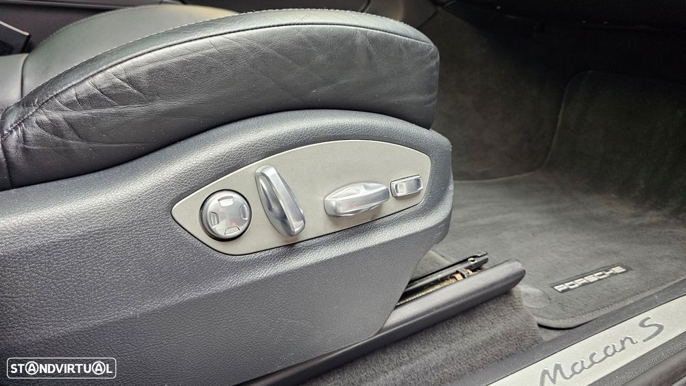 Porsche Macan S - 28