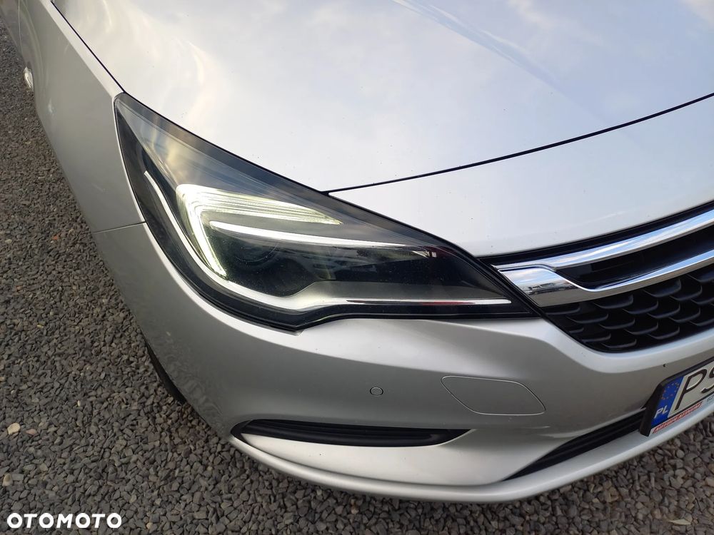 Opel Astra 1.6 CDTI Enjoy - 11