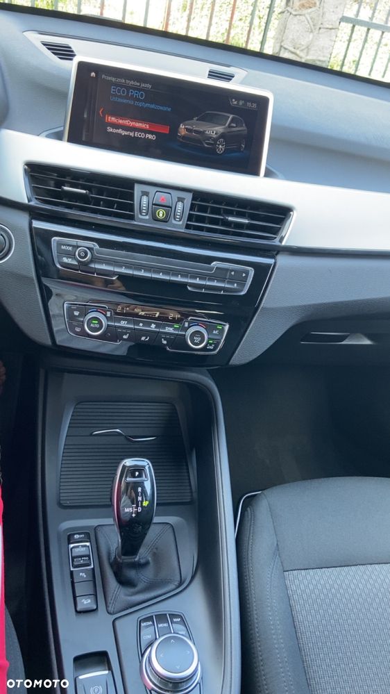 BMW X1 xDrive20d - 11