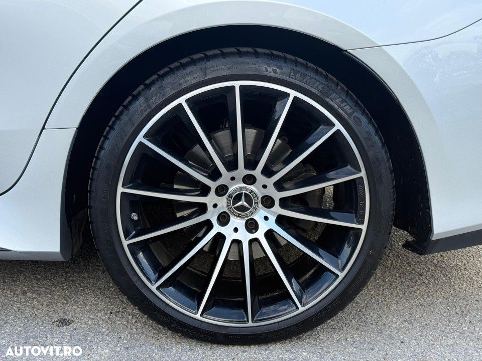 Mercedes-Benz CLS 400 d 4MATIC Aut - 10