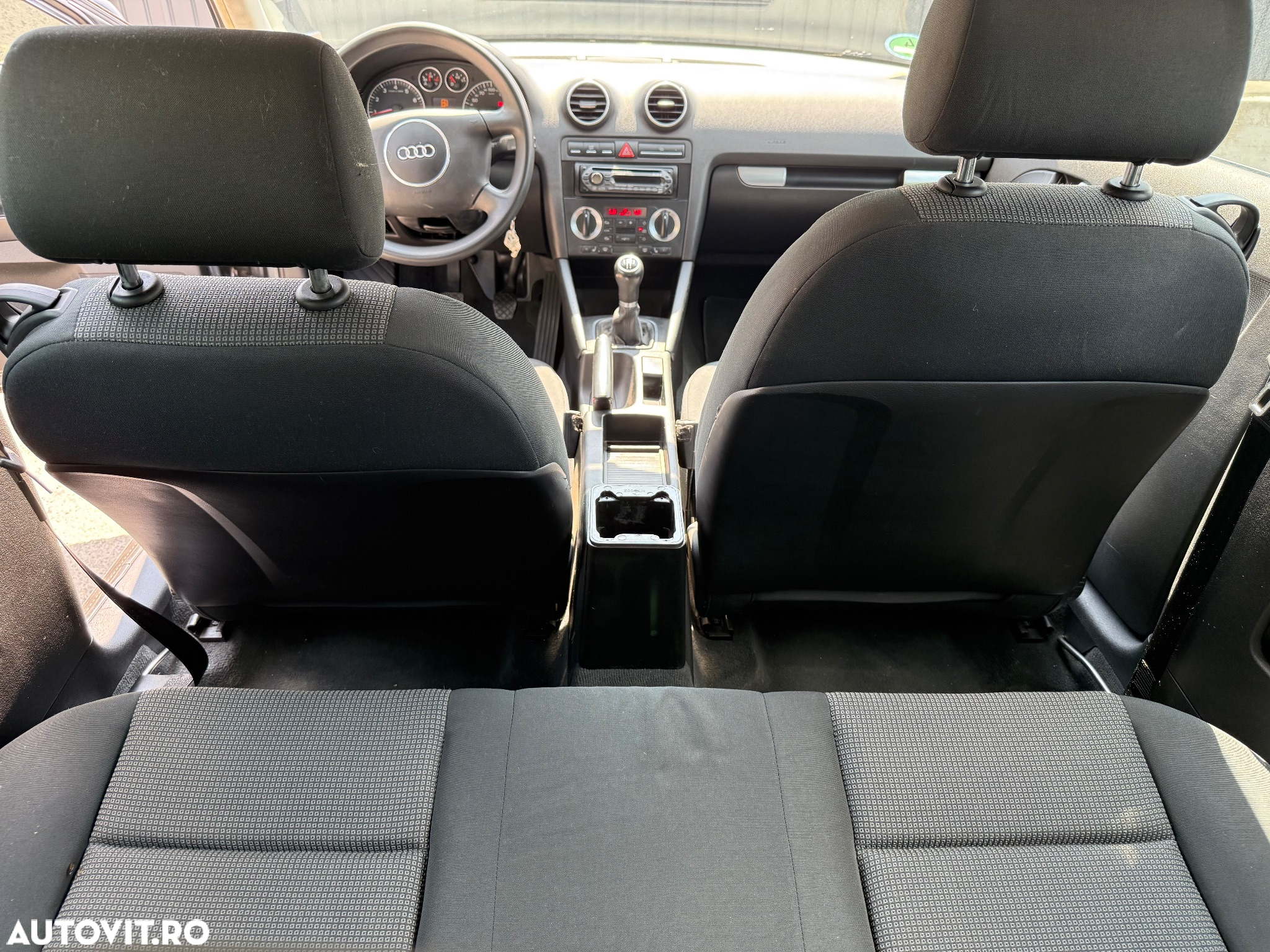 Audi A3 1.6 MPI Ambiente - 9