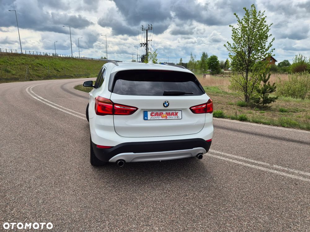 BMW X1 xDrive20d xLine - 14