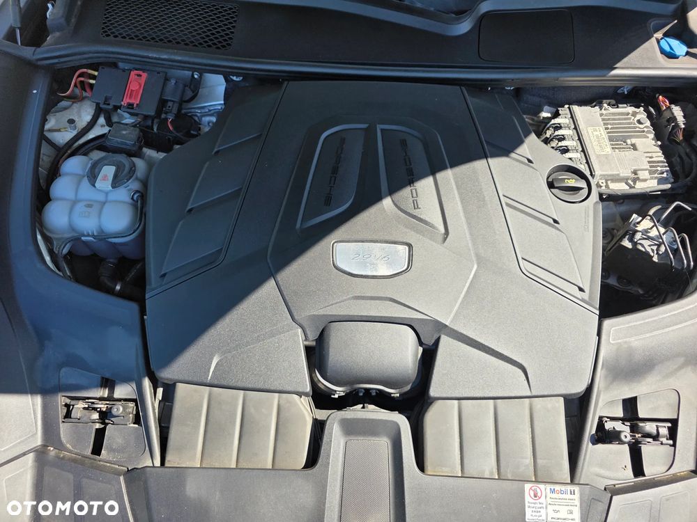 Porsche Cayenne S - 7
