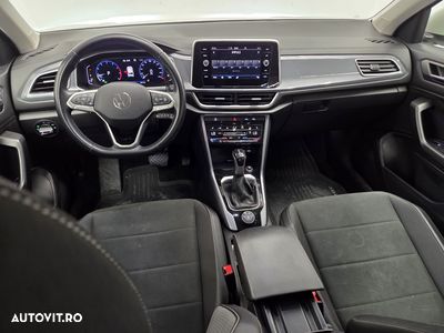 Volkswagen T-Roc - 4