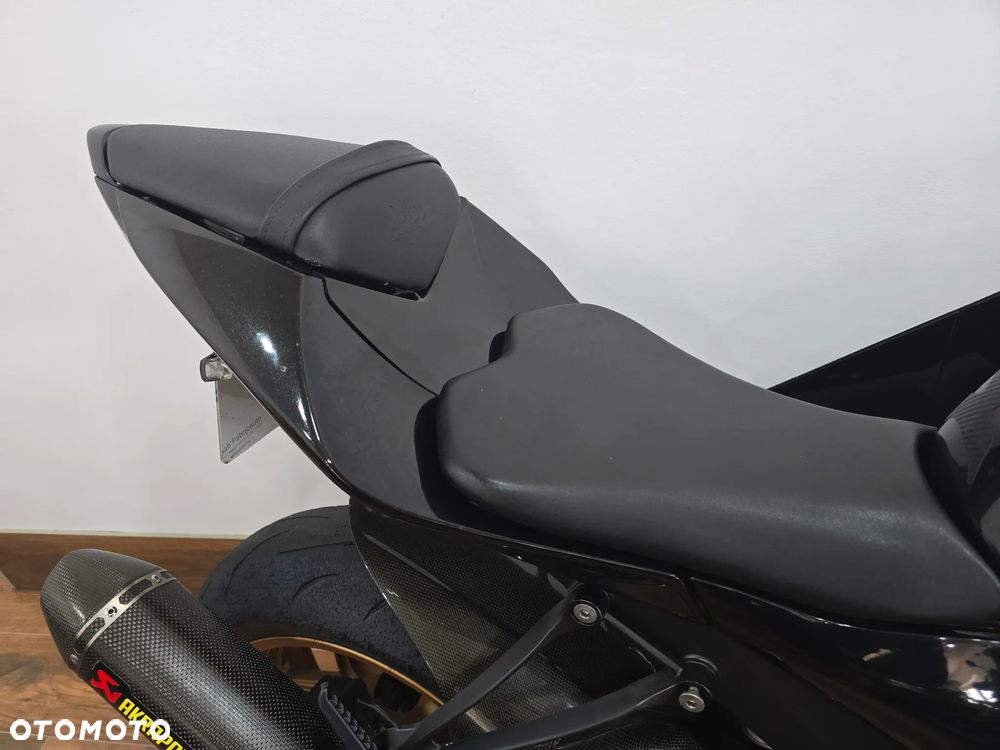 Kawasaki ZXR - 19